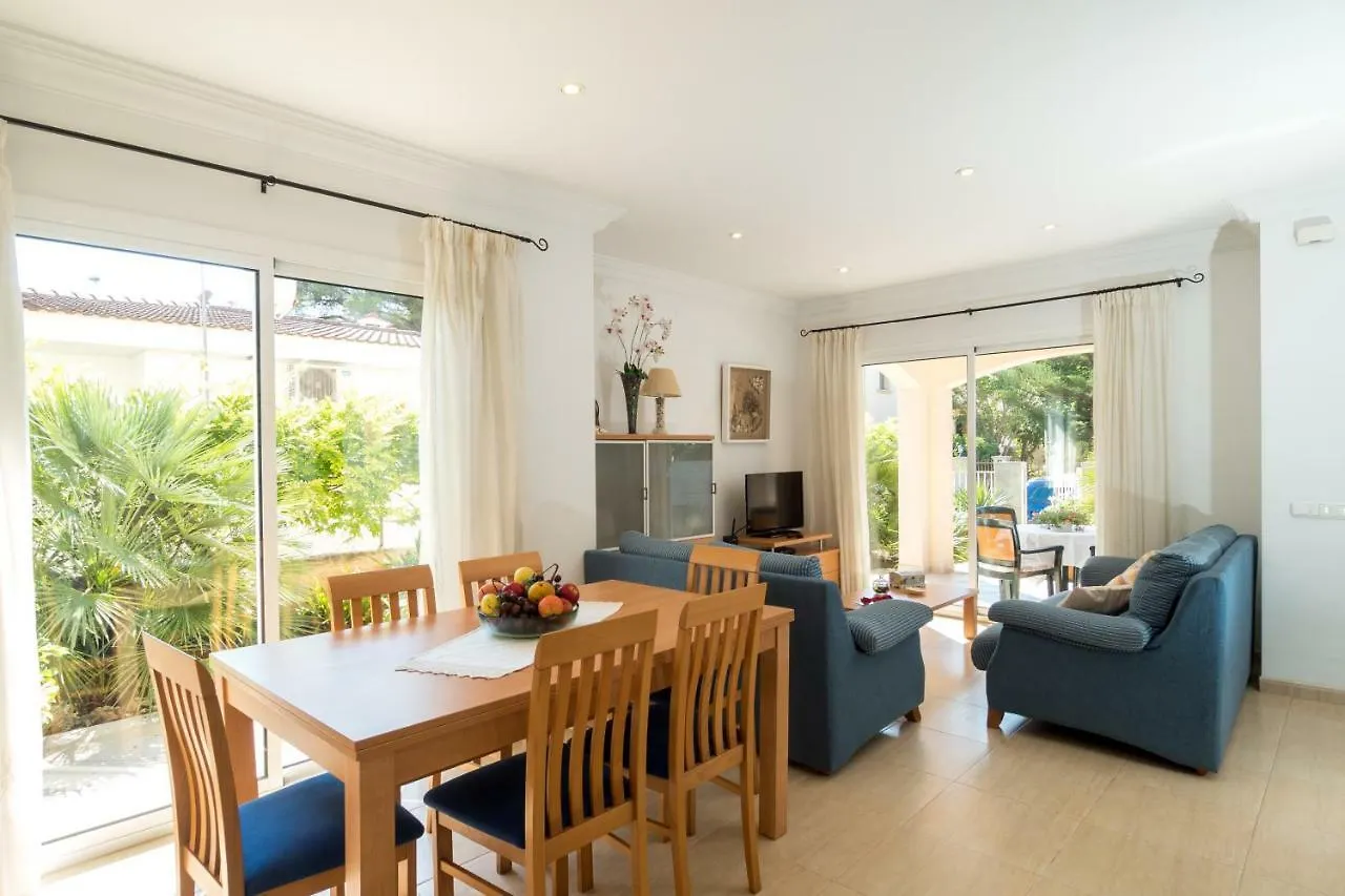 Villa Tamarells With Garden Next To Alcudia Beach Port de Alcudia