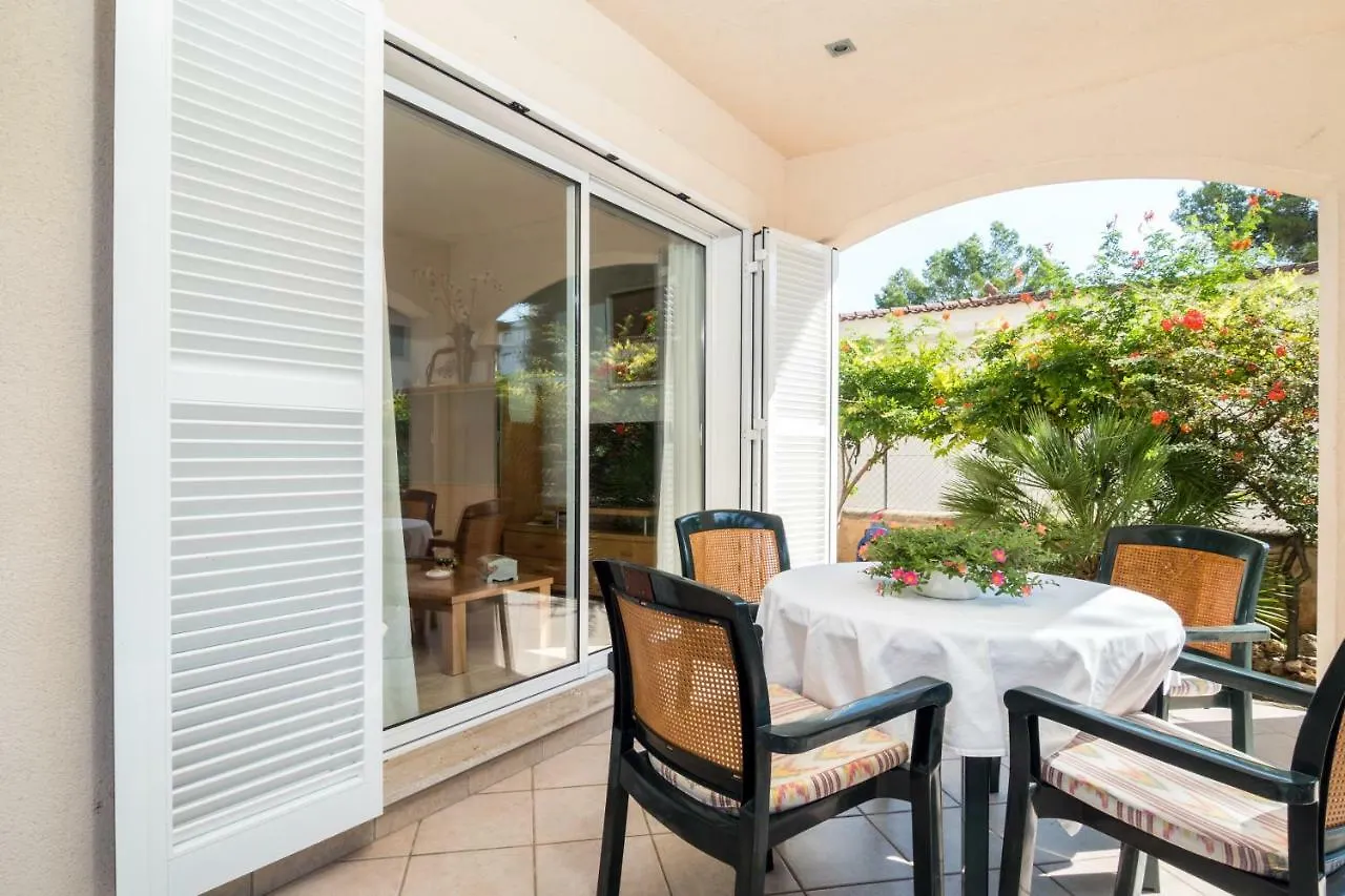 Villa Tamarells With Garden Next To Alcudia Beach Port de Alcudia  Port de Alcudia (Mallorca)